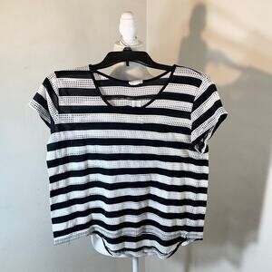 Converse women’s t-shirt size L